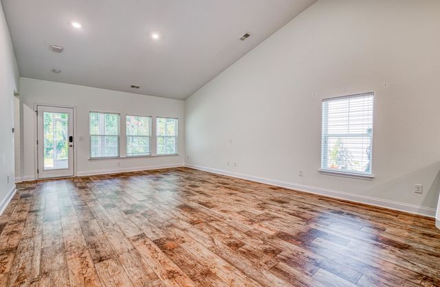 2632 Goldfinch Dr., Myrtle Beach, SC 29577