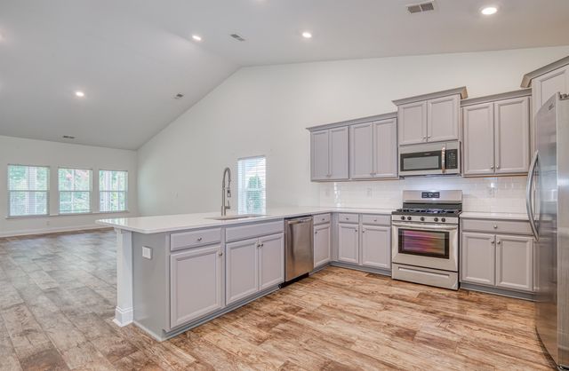 2632 Goldfinch Dr., Myrtle Beach, SC 29577