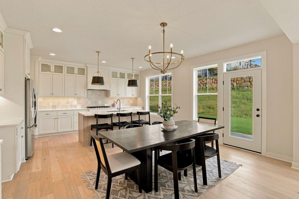 5392 Rolling Hills Parkway, Victoria, MN 55318 — photo 2