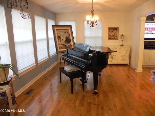 247 Longleaf Drive, West End, NC 27376