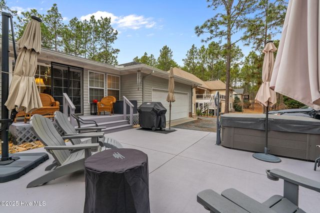 247 Longleaf Drive, West End, NC 27376