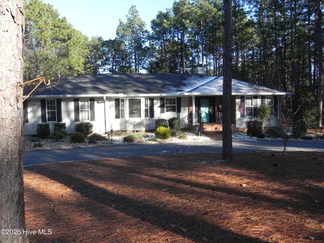 247 Longleaf Drive, West End, NC 27376