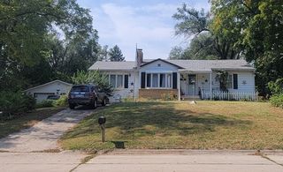 718 5th Avenue Place, Coralville, IA 52241
