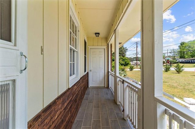 999 Chestnut Oak Court, Lawrenceville, GA 30046