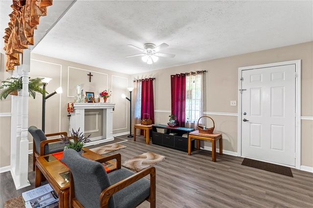 999 Chestnut Oak Court, Lawrenceville, GA 30046