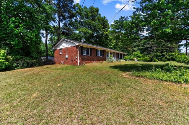 999 Chestnut Oak Court, Lawrenceville, GA 30046