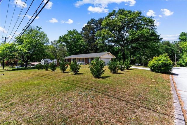 999 Chestnut Oak Court, Lawrenceville, GA 30046