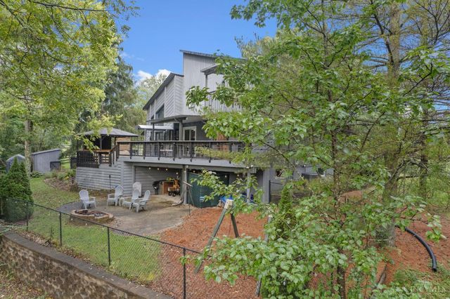 1819 Bell Tower Circle, Batavia Twp, OH 45103