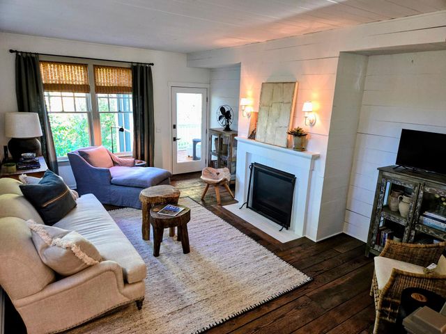 209 Rutherford Road, Stillwater, MN 55082