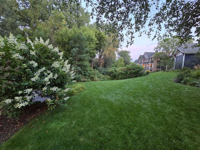 209 Rutherford Road, Stillwater, MN 55082