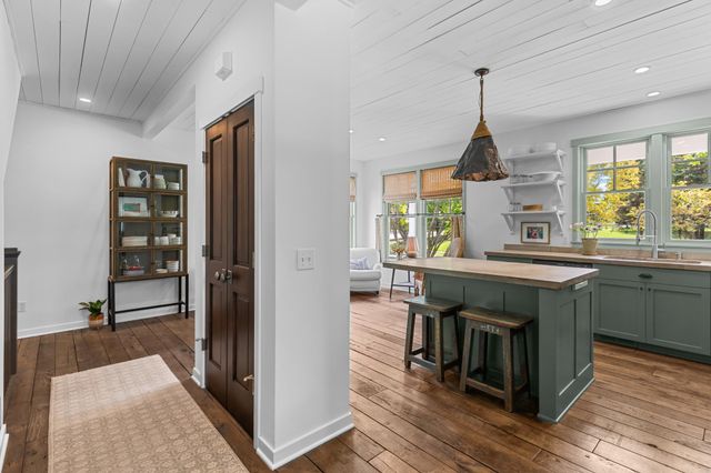 209 Rutherford Road, Stillwater, MN 55082