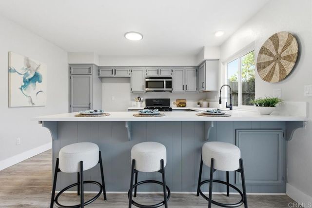 2705 Via Cardel, Carlsbad, CA 92010