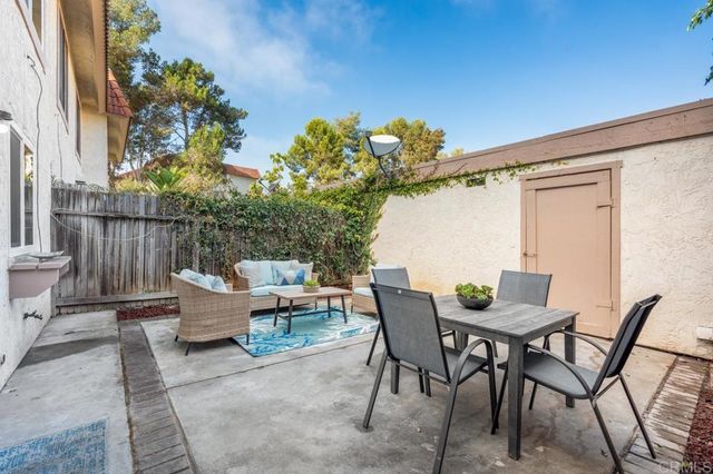 2705 Via Cardel, Carlsbad, CA 92010