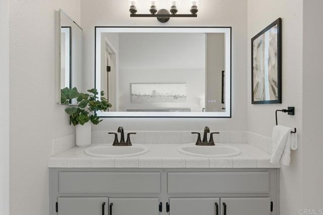 2705 Via Cardel, Carlsbad, CA 92010