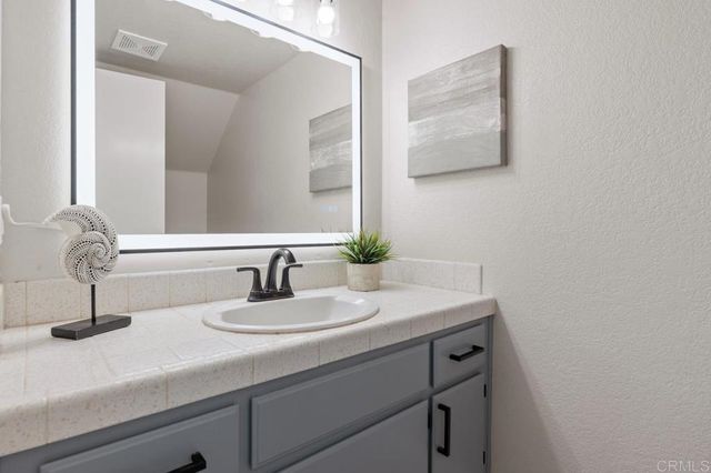 2705 Via Cardel, Carlsbad, CA 92010