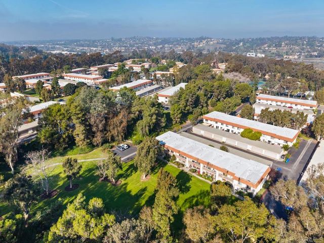 2705 Via Cardel, Carlsbad, CA 92010