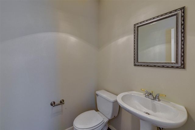 302 Fargo Street, Houston, TX 77006