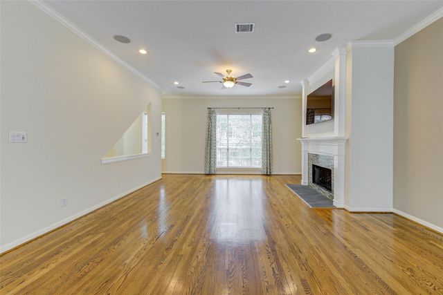 302 Fargo Street, Houston, TX 77006