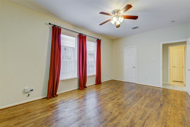 302 Fargo Street, Houston, TX 77006