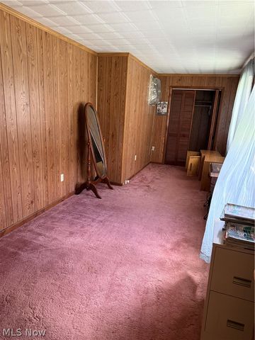 16520 State Route 45, Wellsville, OH 43968