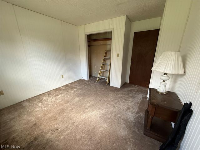 16520 State Route 45, Wellsville, OH 43968
