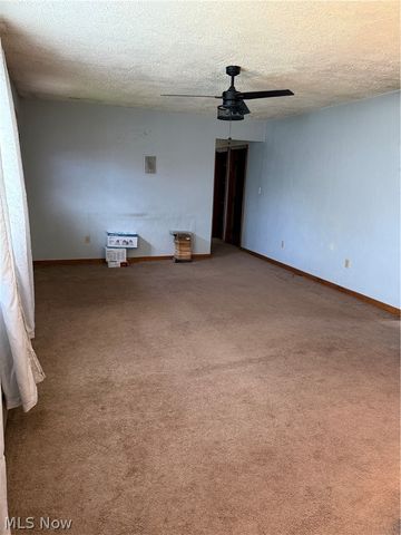 16520 State Route 45, Wellsville, OH 43968