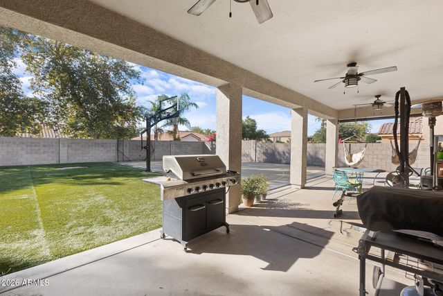 3121 W BUCKHORN Trail, Phoenix, AZ 85083