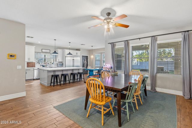 3121 W BUCKHORN Trail, Phoenix, AZ 85083