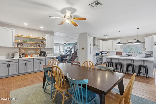 3121 W BUCKHORN Trail, Phoenix, AZ 85083