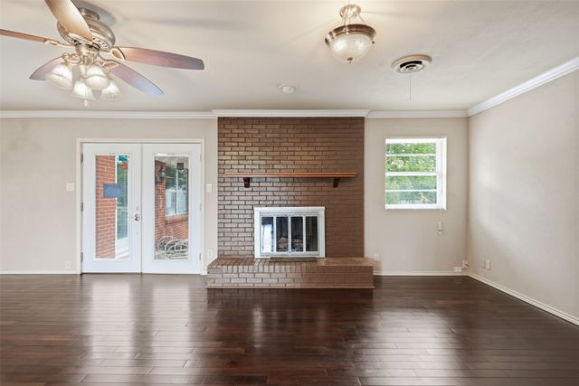 206 Mcanear Street, Cleburne, TX 76033