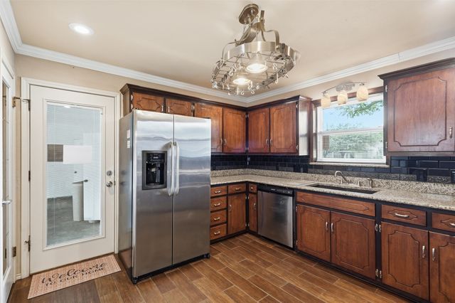 206 Mcanear Street, Cleburne, TX 76033