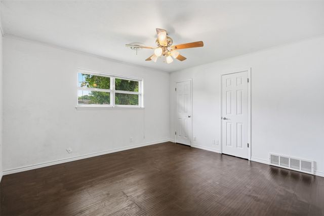 206 Mcanear Street, Cleburne, TX 76033