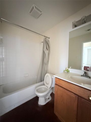 8621 Talyne Chaise CIR B, Austin, TX 78729