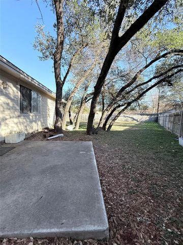 8621 Talyne Chaise CIR B, Austin, TX 78729