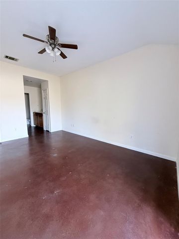 8621 Talyne Chaise CIR B, Austin, TX 78729