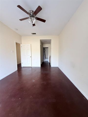 8621 Talyne Chaise CIR B, Austin, TX 78729