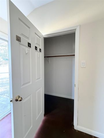 8621 Talyne Chaise CIR B, Austin, TX 78729