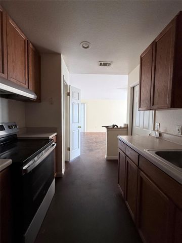 8621 Talyne Chaise CIR B, Austin, TX 78729