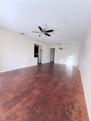 8621 Talyne Chaise CIR B, Austin, TX 78729