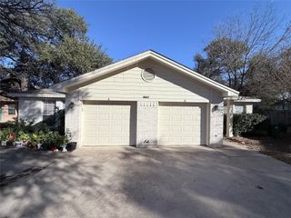 8621 Talyne Chaise CIR B, Austin, TX 78729