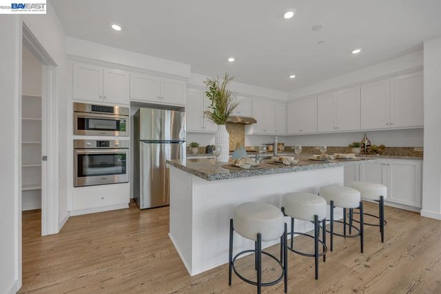 5700 Central Pkwy 202, Dublin, CA 94568