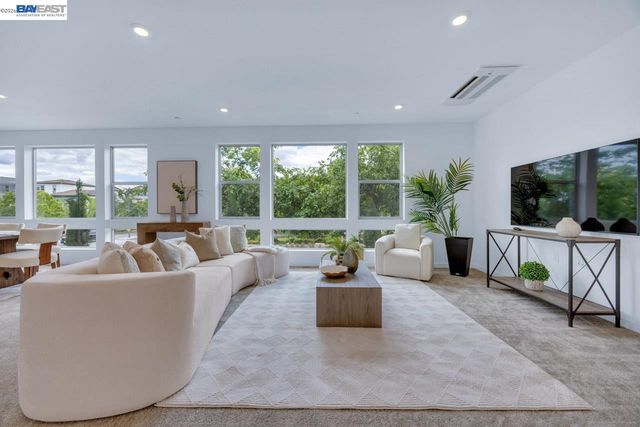 5700 Central Pkwy 202, Dublin, CA 94568