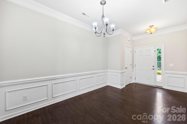 2459 Diplomat Lane, Charlotte, NC 28210