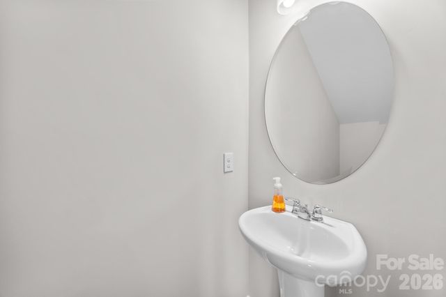 2459 Diplomat Lane, Charlotte, NC 28210