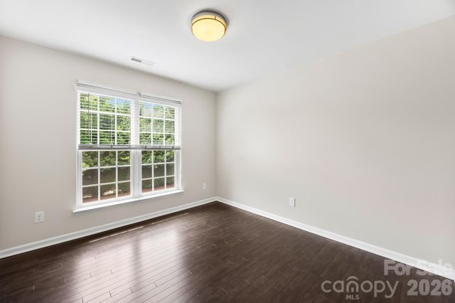 2459 Diplomat Lane, Charlotte, NC 28210