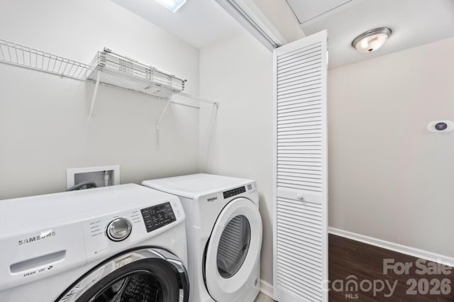 2459 Diplomat Lane, Charlotte, NC 28210
