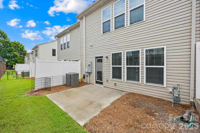 2459 Diplomat Lane, Charlotte, NC 28210