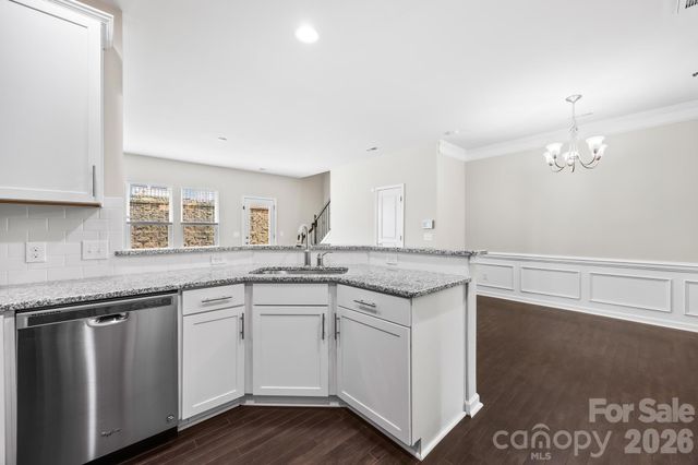 2459 Diplomat Lane, Charlotte, NC 28210