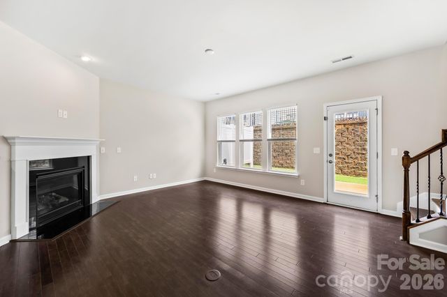 2459 Diplomat Lane, Charlotte, NC 28210