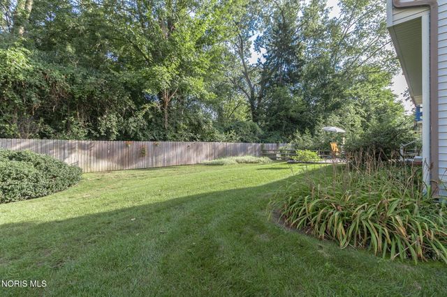 6740 Monarch Drive, Sylvania, OH 43560
